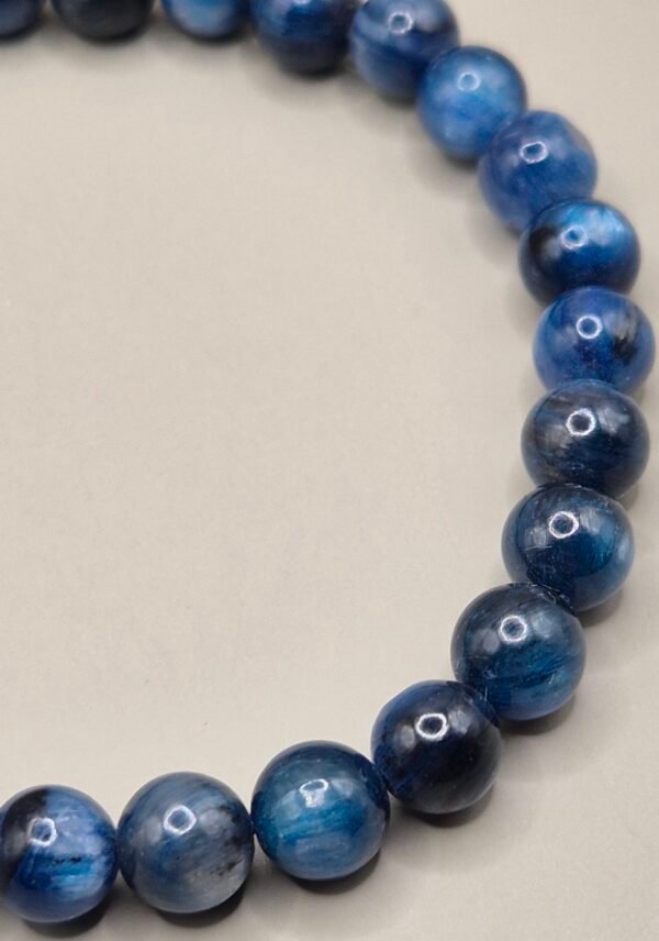 bracelet cyanite