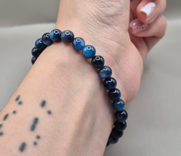 bracelet cyanite