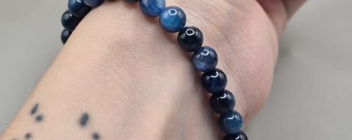 bracelet cyanite